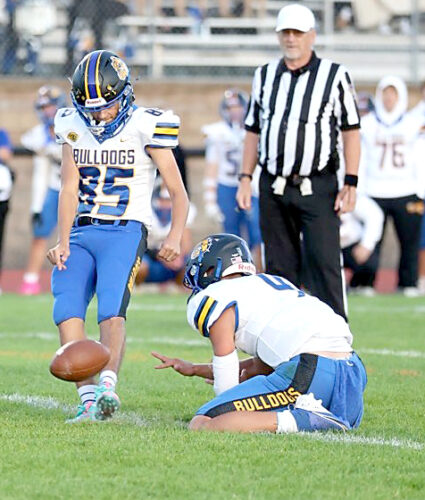 Claysburg-Kimmel Bulldogs make plays when it counts against Northern Bedford